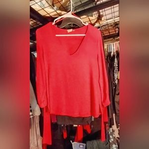 Women's Red V-Neck 3/4 Tie Sleeves Top